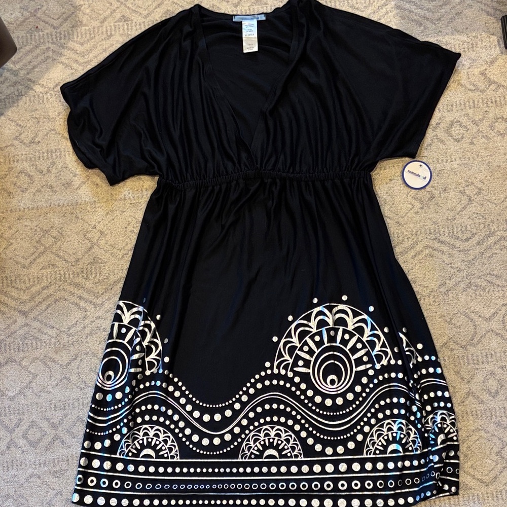 Swimsuits For All Black and White Swim Coverup 10/12